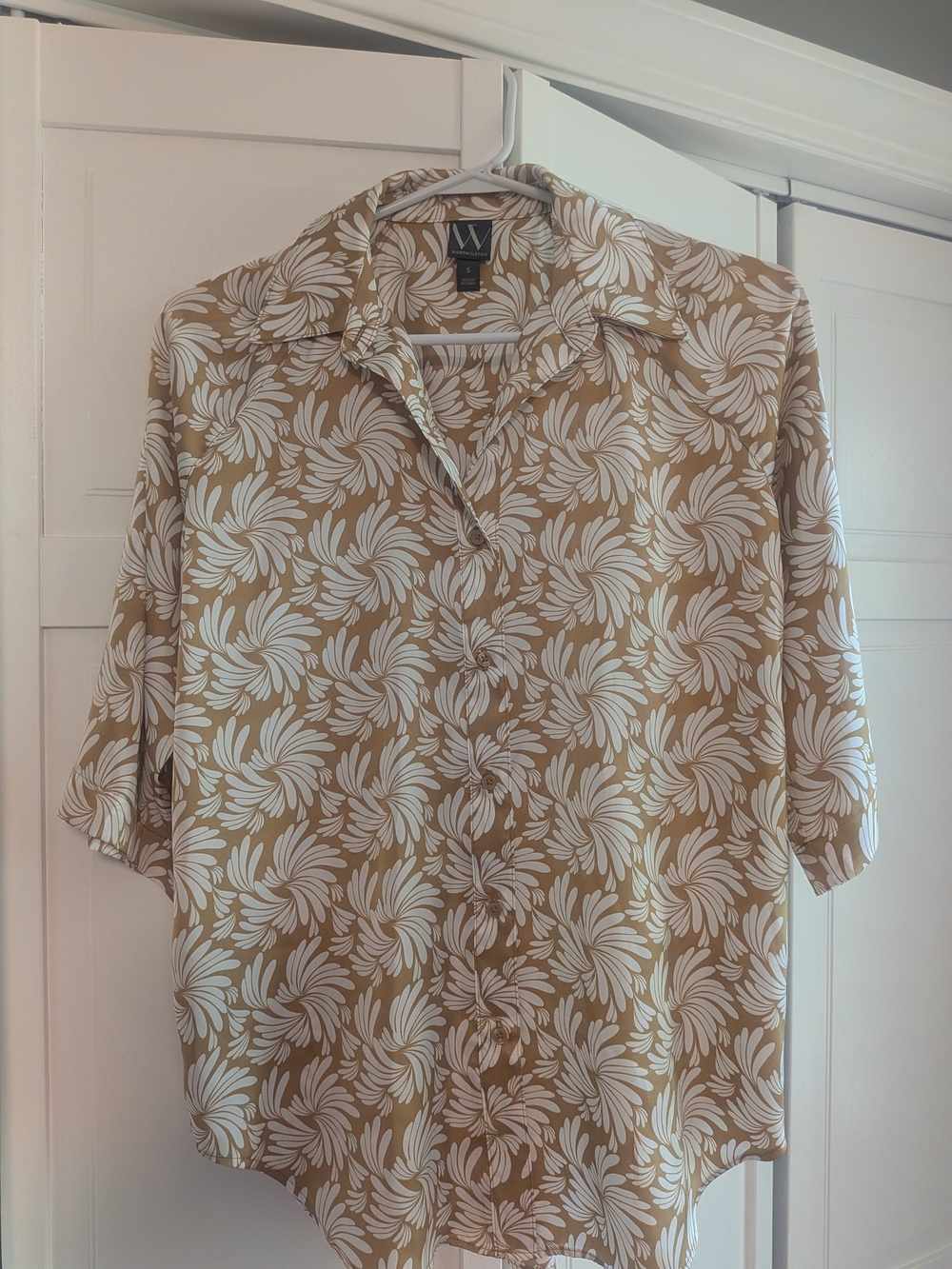 Worthington Tan & White Floral Short-Sleeve Button-Down